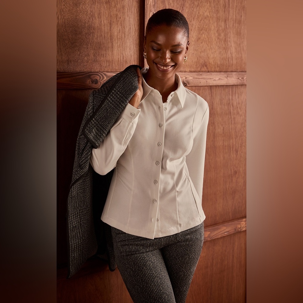 CAbi Cream Button-Front Tailored Blouse